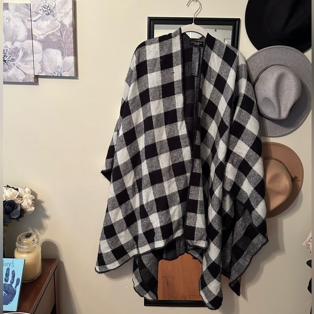 Zara Cape